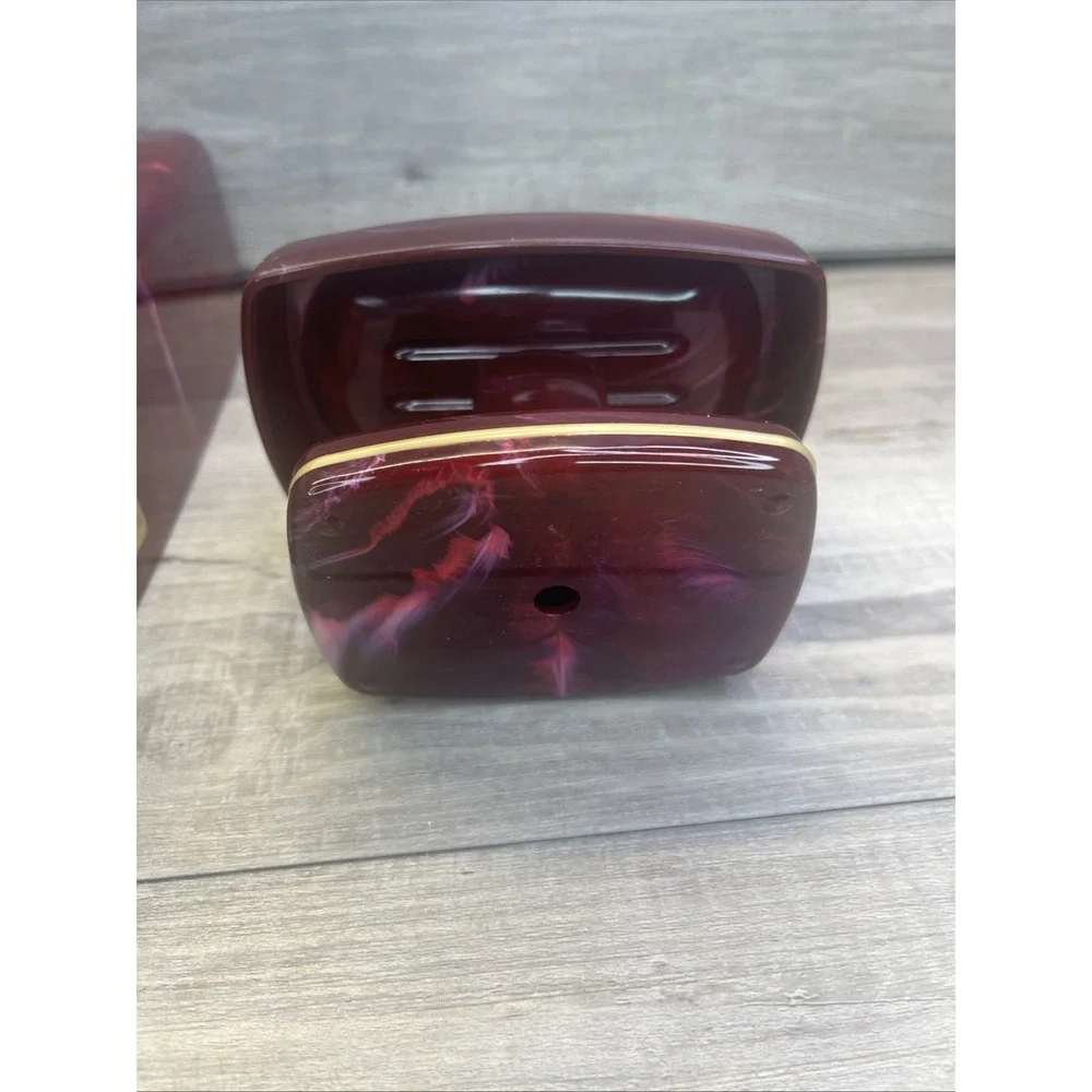 Wine Onyx Marbled Look Bathroom Set Tissue Holder Soap Dish Mirror  VTG Plastic